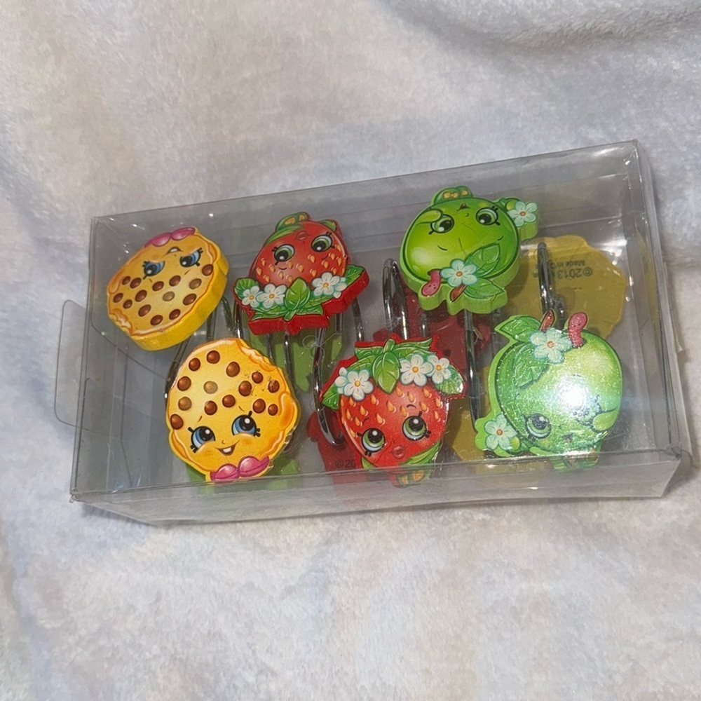 Fun Set of Fruity Shower Curtain Hooks- Set of 12 NIB